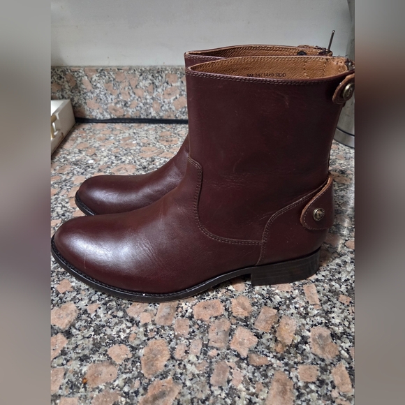 Frye Melissa Button Women's Brown Leather Short Boots - Picture 4 of 7